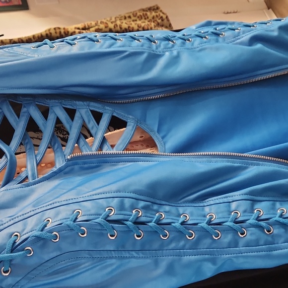 SEXY CORSET Top - Picture 6 of 10